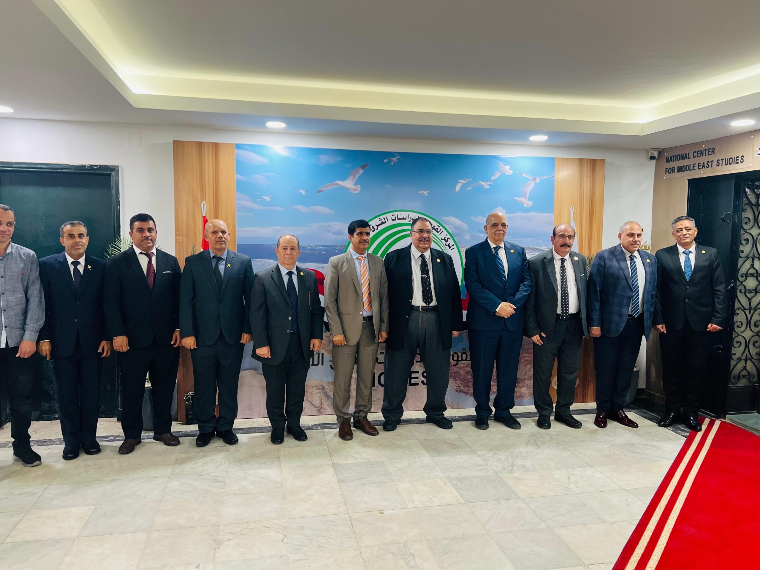 زيارة وفد من أكاديمية الدراسات الاستراتيجية والدفاعية العُمانية