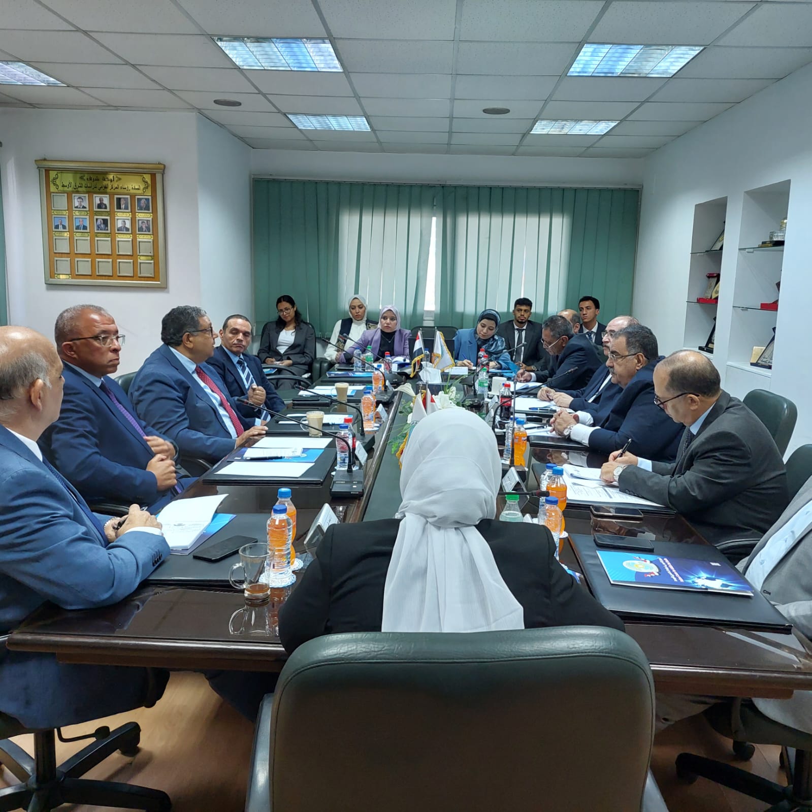 حلقة نقاش حول “استراتيجية وطنية بديلة لبرنامج صندوق النقد الدولي”